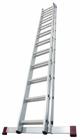 Двухсекционная выдвижная лестница CORDA 2х11 с траверсой, артикул 032195 Двухсекционная выдвижная лестница CORDA 2х11 с траверсой, артикул 032195