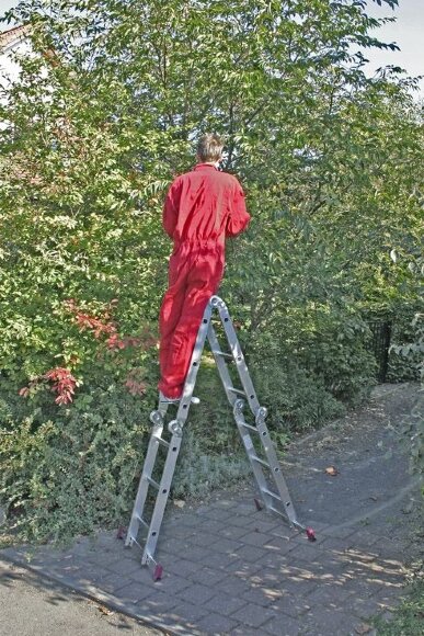 Универсальная шарнирная лестница CORDA, пример использования