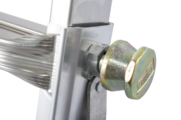 Шарнирная телескопическая лестница с выдвижными боковинами TELEVARIO 4х5